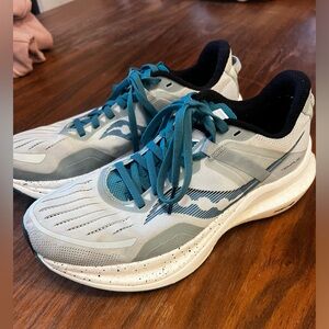 Saucony Tempus Glacier Ink Running Shoe